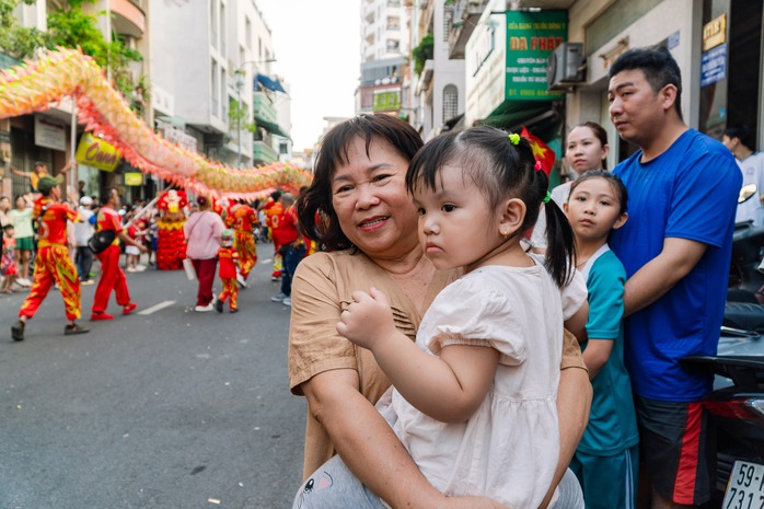 VIDEO: Hơn 1.000 người tham gia Tết Nguy&ecirc;n ti&ecirc;u 2026 tại khu Chợ Lớn - Ảnh 28.