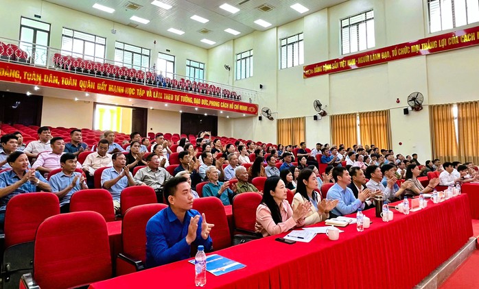 Nữ Tỉnh ủy vi&ecirc;n trẻ nhất tỉnh Thanh H&oacute;a ứng cử đại biểu HĐND tỉnh ở đ&acirc;u? - Ảnh 3.