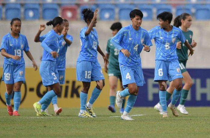 Tuyển nữ Việt Nam &ldquo;v&agrave;o guồng&rdquo;, quyết lấy 3 điểm ng&agrave;y ra qu&acirc;n - Ảnh 2.