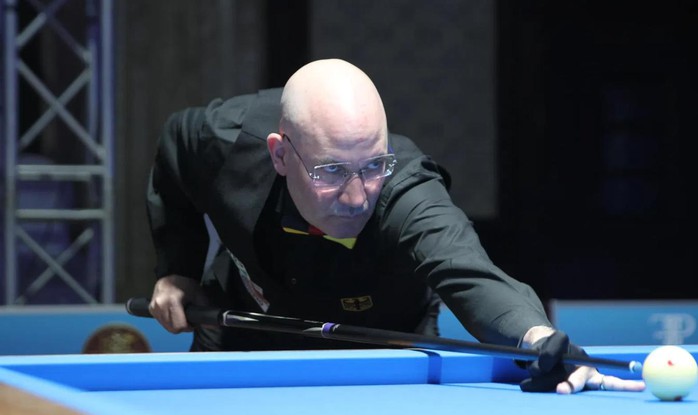 Đ&aacute;nh bại chủ nh&agrave; Đức, Quyết Chiến v&agrave; Thanh Tự v&ocirc; địch billiards carom thế giới - Ảnh 1.