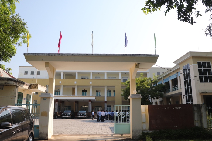 L&atilde;nh đạo Đ&agrave; Nẵng: Sớm xử l&yacute; trụ sở d&ocirc;i dư ở TP Tam Kỳ cũ, tr&aacute;nh l&atilde;ng ph&iacute; - Ảnh 2.