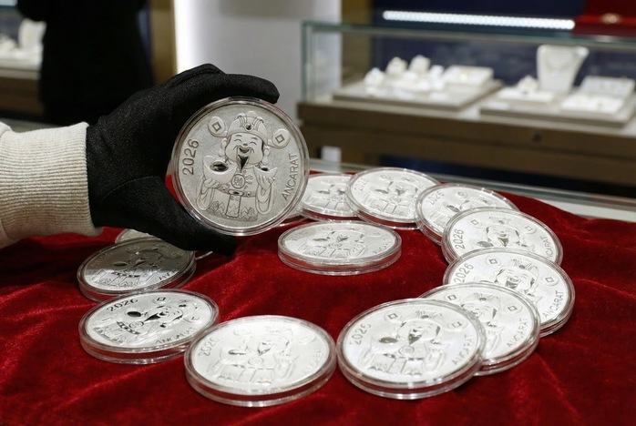 Gi&aacute; bạc h&ocirc;m nay 30 - 3: Tăng vọt theo gi&aacute; thế giới ảnh hưởng đến thị trường trong nước - Ảnh 2.