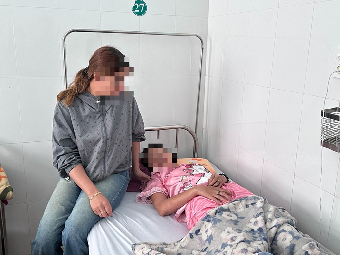 Nữ sinh lớp 7 gãy xương sườn nghi do bạn học đánh: Thực trạng bạo lực học đường 2026 - Ảnh 2. Nữ sinh lớp 7 gãy xương sườn nghi do bạn học đánh: Thực trạng bạo lực học đường 2026 - Ảnh 2.