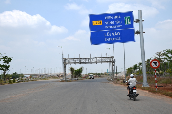 Cao tốc Biên Hòa - Vũng Tàu hoãn khai thác tạm đến tháng 4 , 2026 - Ảnh 10. Cao tốc Biên Hòa - Vũng Tàu hoãn khai thác tạm đến tháng 4 , 2026 - Ảnh 10.