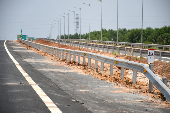 Cao tốc Biên Hòa - Vũng Tàu hoãn khai thác tạm đến tháng 4 , 2026 - Ảnh 12. Cao tốc Biên Hòa - Vũng Tàu hoãn khai thác tạm đến tháng 4 , 2026 - Ảnh 12.