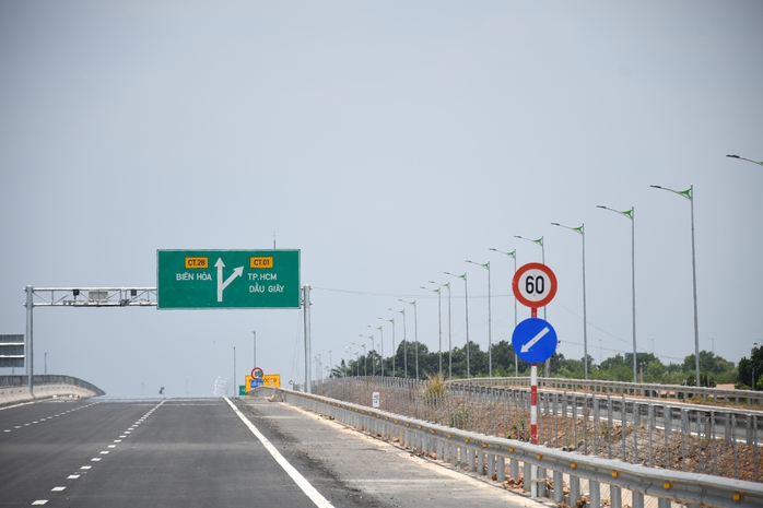Cao tốc Biên Hòa - Vũng Tàu hoãn khai thác tạm đến tháng 4 , 2026 - Ảnh 15. Cao tốc Biên Hòa - Vũng Tàu hoãn khai thác tạm đến tháng 4 , 2026 - Ảnh 15.