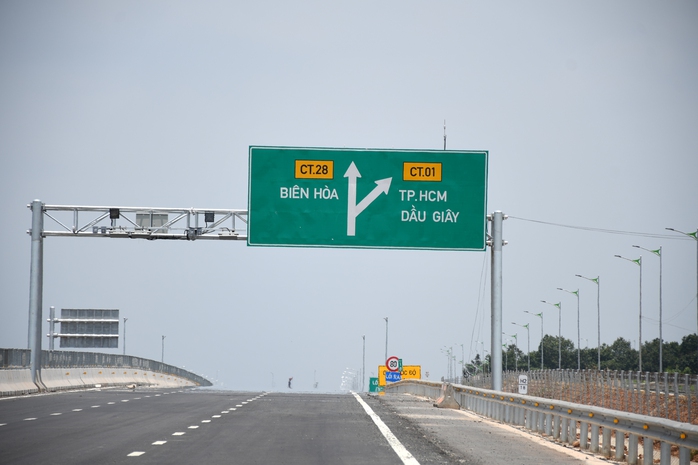 Cao tốc Biên Hòa - Vũng Tàu hoãn khai thác tạm đến tháng 4 , 2026 - Ảnh 16. Cao tốc Biên Hòa - Vũng Tàu hoãn khai thác tạm đến tháng 4 , 2026 - Ảnh 16.