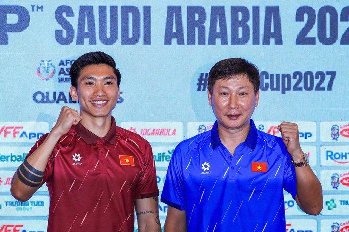Đo&agrave;n Văn Hậu muốn thắng tuyển Malaysia để l&agrave;m qu&agrave; tặng kh&aacute;n giả Việt Nam - Ảnh 1.