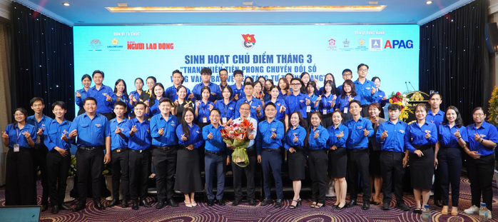 Nhiệm vụ chuyển đổi số v&agrave; bảo vệ nền tảng tư tưởng của Đảng kh&ocirc;ng thể t&aacute;ch rời nhau - Ảnh 1.