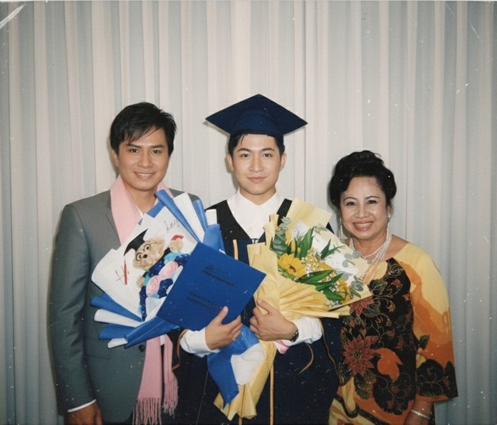 Ngọc Cương nối nghiệp cha &ndash; cố nghệ sĩ Chinh Nh&acirc;n, tiếp lửa cho tuồng cổ Huỳnh Long - Ảnh 4.