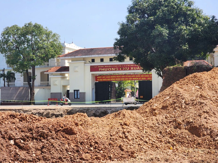 L&yacute; do "bức tường &ocirc; nhục" trong Kinh th&agrave;nh Huế được th&aacute;o dở  - Ảnh 2.