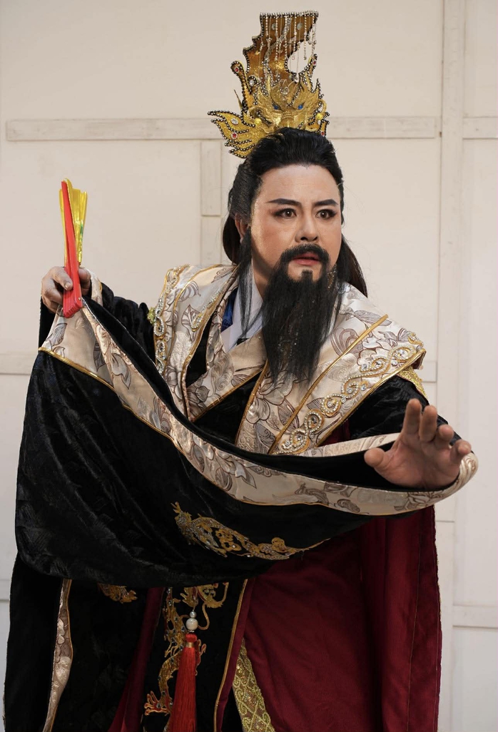 Kép trẻ Trọng Nhân ra mắt dự án sân khấu số "Trịnh Ấn hồi quy" - Ảnh 3.