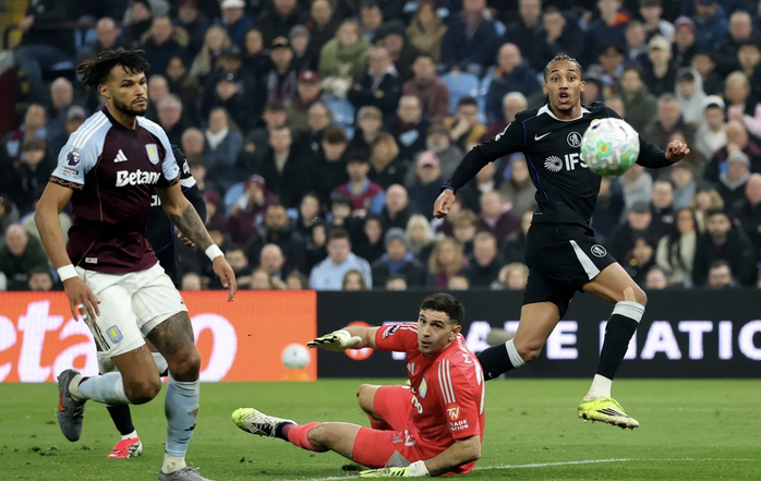Joao Pedro lập hat-trick, Chelsea nhấn ch&igrave;m chủ nh&agrave; Aston Villa - Ảnh 3.