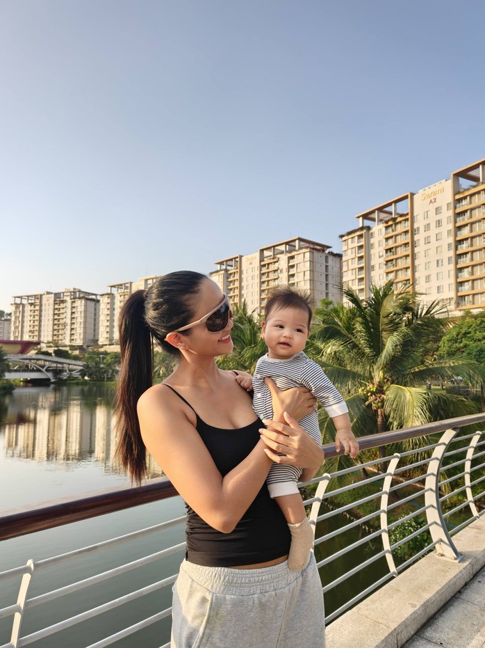 H'Hen Niê được lòng "mẹ bỉm" - Ảnh 3.