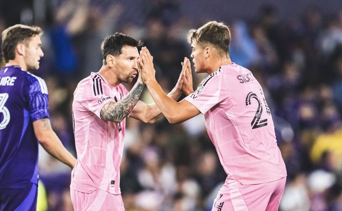 Messi sắp ph&aacute; kỷ lục ghi b&agrave;n của Ronaldo từ năm 2024. - Ảnh 1.