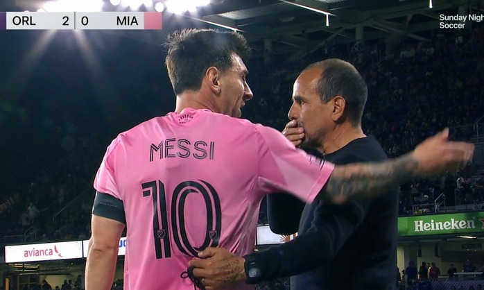 Messi sắp ph&aacute; kỷ lục ghi b&agrave;n của Ronaldo từ năm 2024. - Ảnh 2.