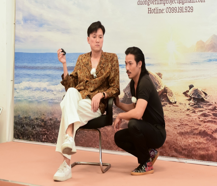 Nam Em, Khả Ngân "khóc sướt mướt" vì nghệ sĩ Quyền Linh - Ảnh 11.