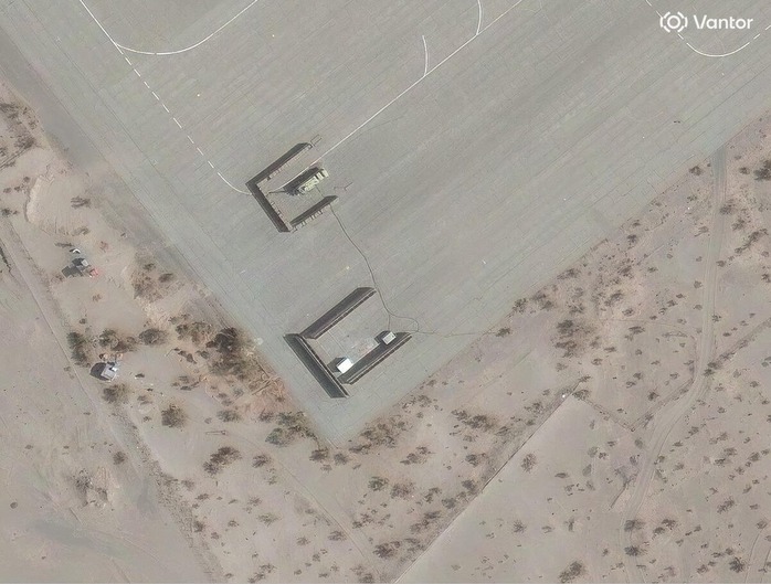 Ảnh vệ tinh nơi trọng điểm tại Iran trước và sau khi bị Mỹ không kích - Ảnh 7.