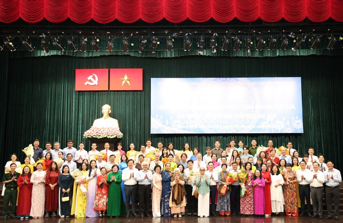 Tăng tốc ho&agrave;n thiện thiết chế văn h&oacute;a trọng điểm - Ảnh 1.