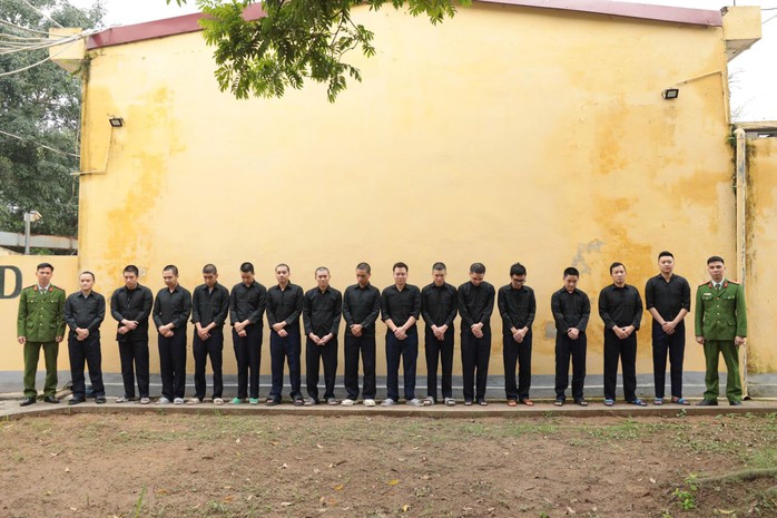 Triệt ph&aacute; đường d&acirc;y tổ chức đ&aacute;nh bạc quy m&ocirc; gần 1.000 tỷ đồng - Ảnh 5.