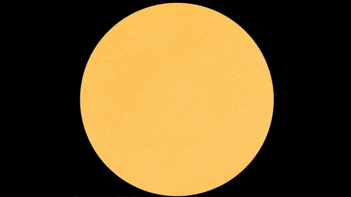 Mặt Trời rơi v&agrave;o trạng th&aacute;i chưa từng xảy ra gần 4 năm qua - Ảnh 2.