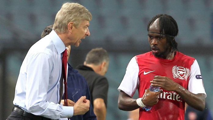 Loạt ảnh những kiểu t&oacute;c &ldquo;thảm họa&rdquo; nhất Ngoại hạng Anh - Ảnh 7.