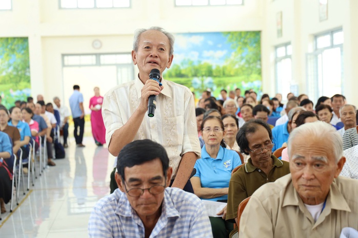 Cử tri x&atilde; Hưng Long kiến nghị nhiều vấn đề nhằm th&uacute;c đẩy ph&aacute;t triển kinh tế địa phương - Ảnh 5.