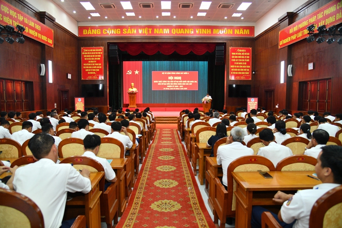 Bộ Tư lệnh V&ugrave;ng Cảnh s&aacute;t biển 4 sẵn s&agrave;ng cho "Ng&agrave;y hội non s&ocirc;ng" - Ảnh 1.