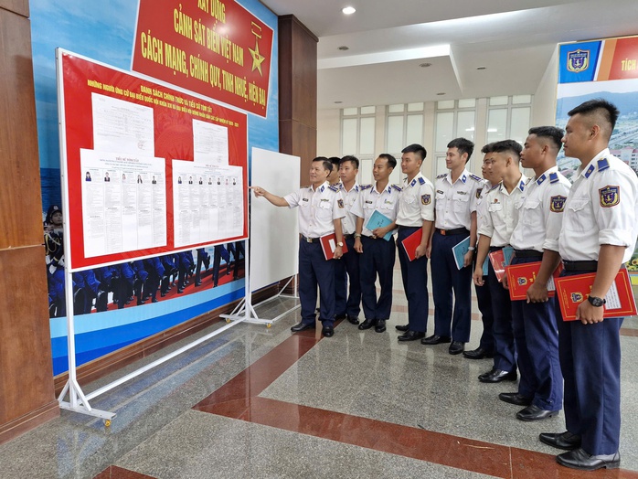 Bộ Tư lệnh V&ugrave;ng Cảnh s&aacute;t biển 4 sẵn s&agrave;ng cho "Ng&agrave;y hội non s&ocirc;ng" - Ảnh 3.