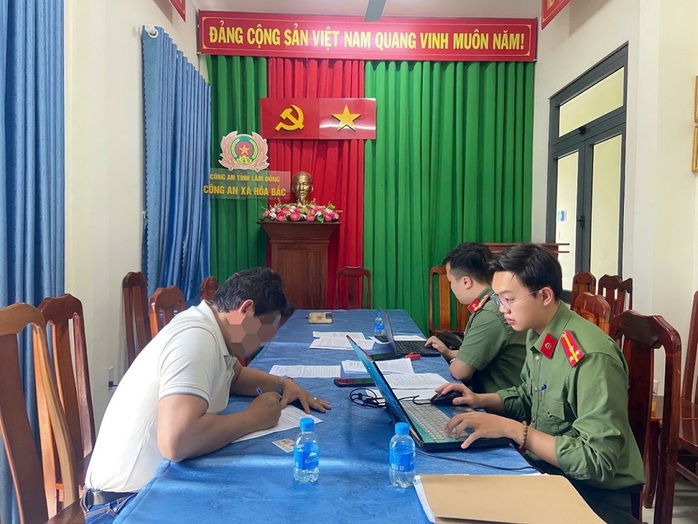 L&acirc;m Đồng: Hai người đăng th&ocirc;ng tin sai sự thật về bầu cử - Ảnh 1.