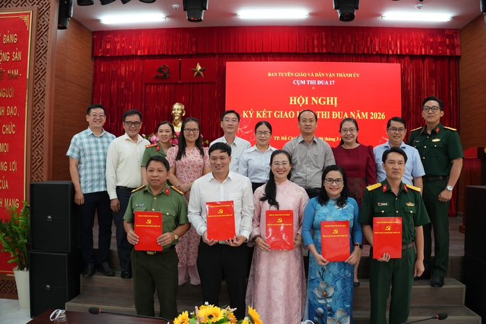 Cụm thi đua 17 - Ban Tuy&ecirc;n gi&aacute;o v&agrave; D&acirc;n vận Th&agrave;nh ủy TPHCM k&yacute; kết giao ước thi đua năm 2026 - Ảnh 2.