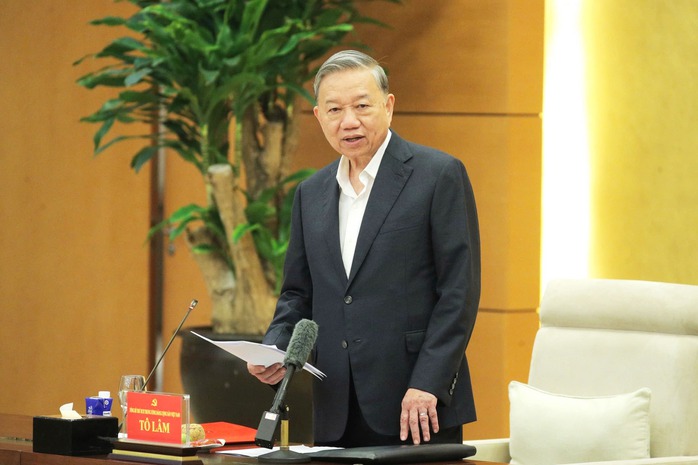 Tổng B&iacute; thư T&ocirc; L&acirc;m chủ tr&igrave; Hội nghị kiểm tra , gi&aacute;m s&aacute;t đảng ủy Quốc hội 2026 - Ảnh 3.