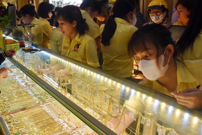 Gi&aacute; v&agrave;ng h&ocirc;m nay, 7-3: Bật tăng trở lại - Ảnh 1.