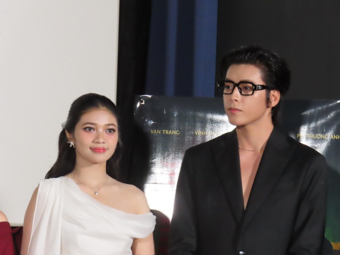 Diễn vi&ecirc;n V&acirc;n Trang: "Muốn l&agrave;m nghề l&acirc;u v&agrave; d&agrave;i!" - Ảnh 8.