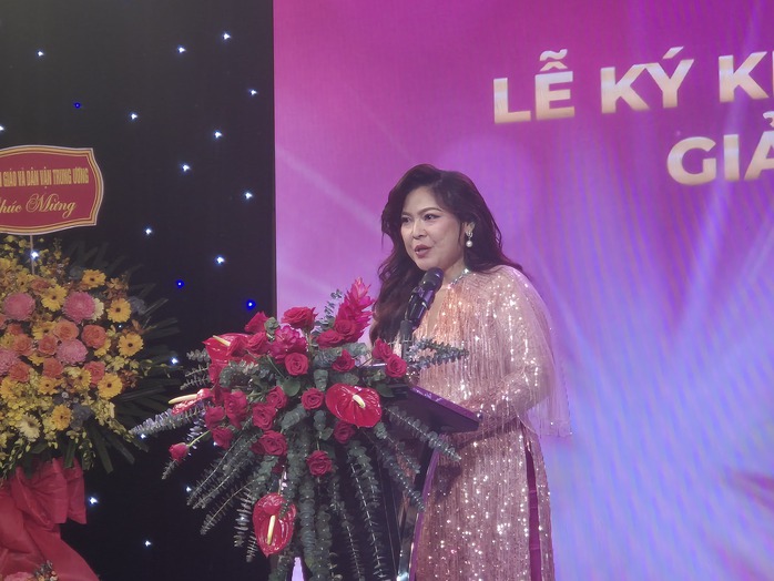 NSND Trà Giang, Quyền Linh, Lý Hùng, Hồng Ánh… cùng tụ hội! - Ảnh 19.