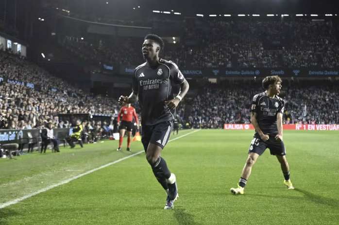 Real Madrid thắng nhọc nhằn Celta Vigo ph&uacute;t b&ugrave; giờ - Ảnh 2.