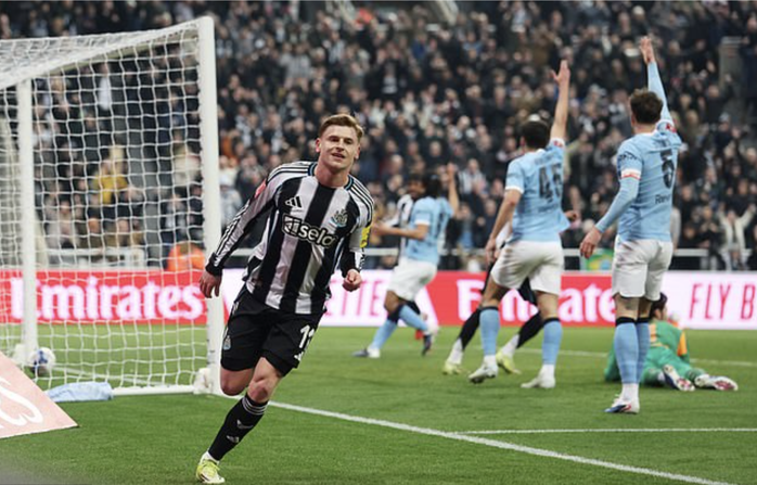 Marmoush lập "c&uacute; đ&uacute;p" si&ecirc;u phẩm, Man City v&agrave;o tứ kết FA Cup - Ảnh 3.