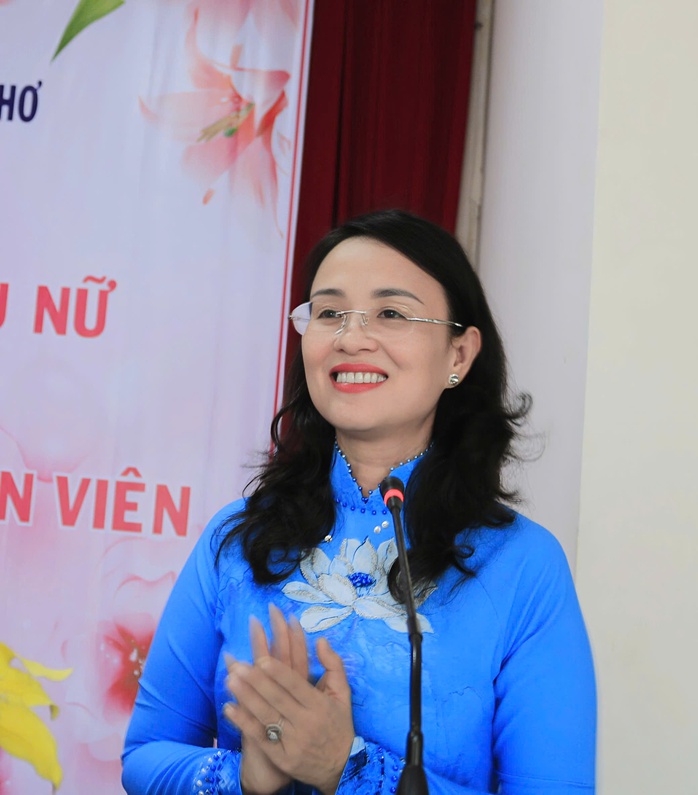 Th&ocirc;ng điệp của Chủ tịch LĐLĐ TP Cần Thơ gửi đến nữ c&aacute;n bộ C&ocirc;ng đo&agrave;n ng&agrave;y 8-3 - Ảnh 1.