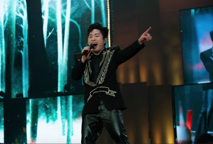 Tùng Dương hé lộ tham vọng tổ chức liveshow sân vận động - Ảnh 1.