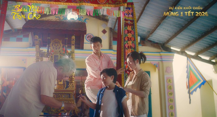 Phim c&oacute; Tuấn Trần &ndash; Phương Anh Đ&agrave;o vượt mốc 100 tỉ đồng - Ảnh 2.