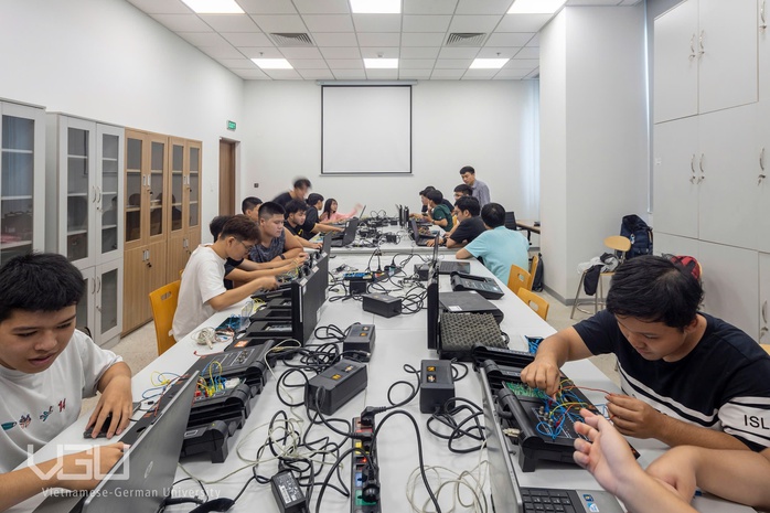 Nhiều trường đại học tăng học ph&iacute; năm 2026 - 2027: Cập nhật mới nhất - Ảnh 1.