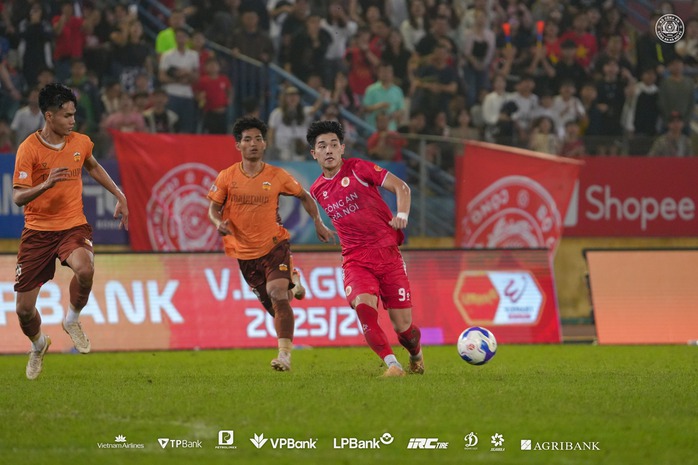 Đình Bắc: “Vua phá lưới” trẻ và bài toán ghi bàn ở V-League - Ảnh 4.