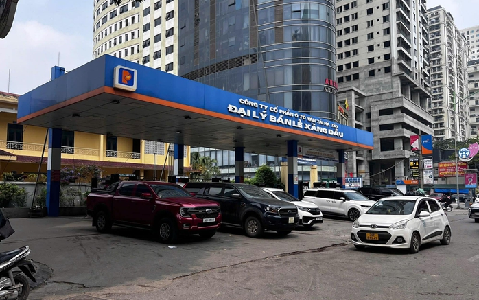 Xử l&yacute; nghi&ecirc;m c&aacute;c cửa h&agrave;ng kinh doanh xăng dầu đầu cơ, găm h&agrave;ng - Ảnh 1.