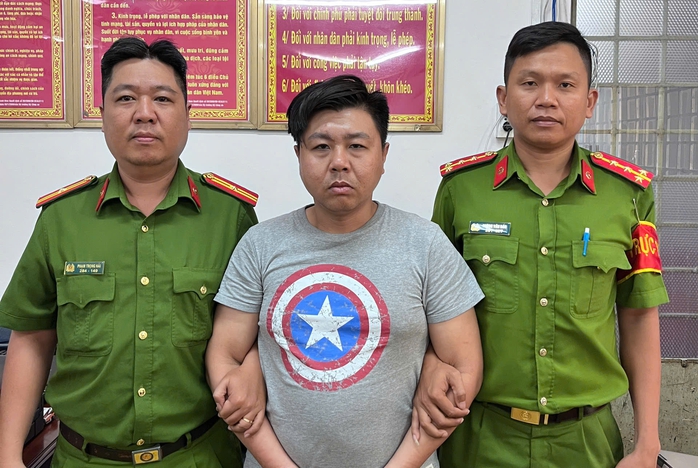 Bắt khẩn cấp người g&acirc;y rối tại nh&agrave; ga T 3: H&agrave;nh động Đ&aacute;ng l&ecirc;n &aacute;n - Ảnh 1.