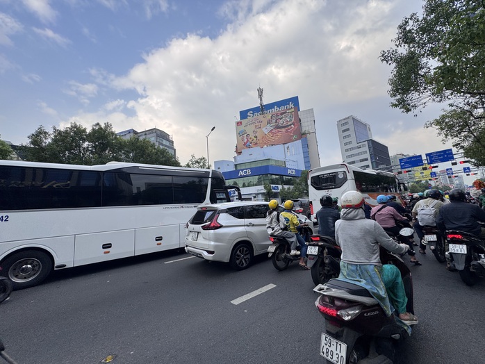 - Ảnh 3. - Ảnh 3.