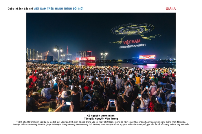 Gần 4.000 t&aacute;c phẩm khắc họa "Việt Nam tr&ecirc;n h&agrave;nh tr&igrave;nh đổi mới" - Ảnh 2.