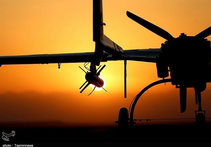 Iran tấn c&ocirc;ng nhiều căn cứ Mỹ, Tổng thống Donald Trump n&oacute;i Mỹ sẽ rời Iran "rất sớm" - Ảnh 1.