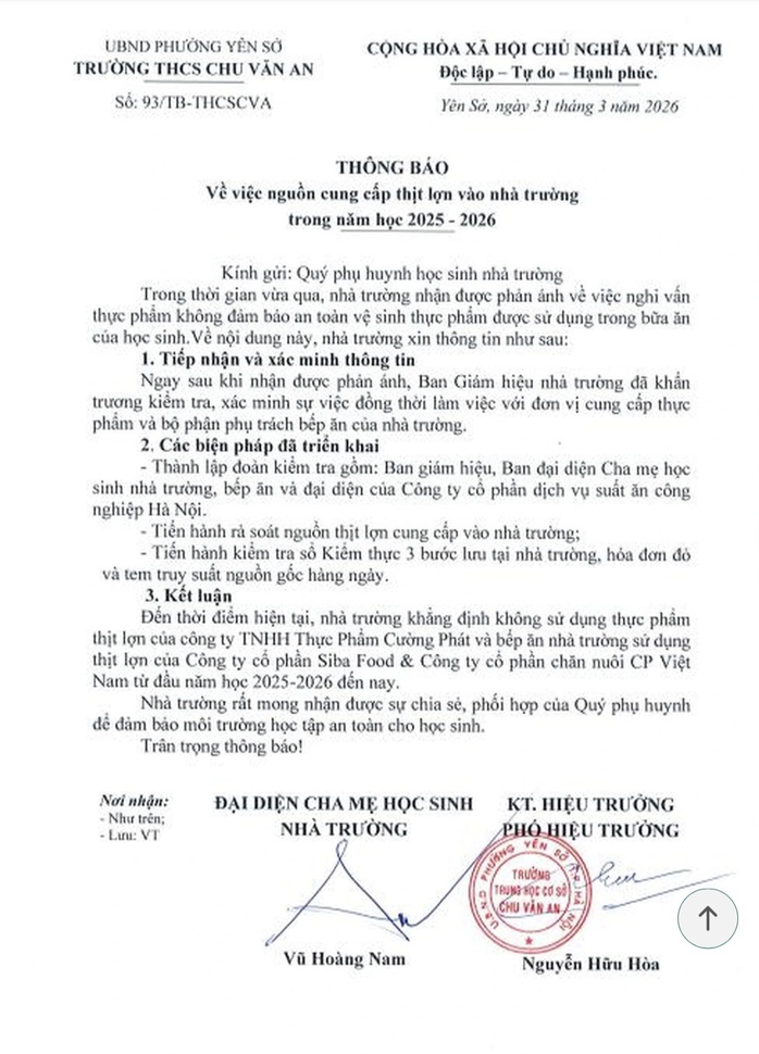 Phụ huynh cắt cơm bán trú sau vụ 300 tấn thịt lợn bệnh được đưa vào trường học - Ảnh 1.