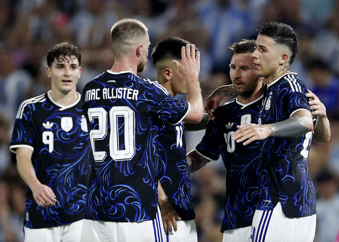 Messi tỏa sáng, Argentina đè bẹp Zambia 5-0 tại Buenos Aires - Ảnh 2.