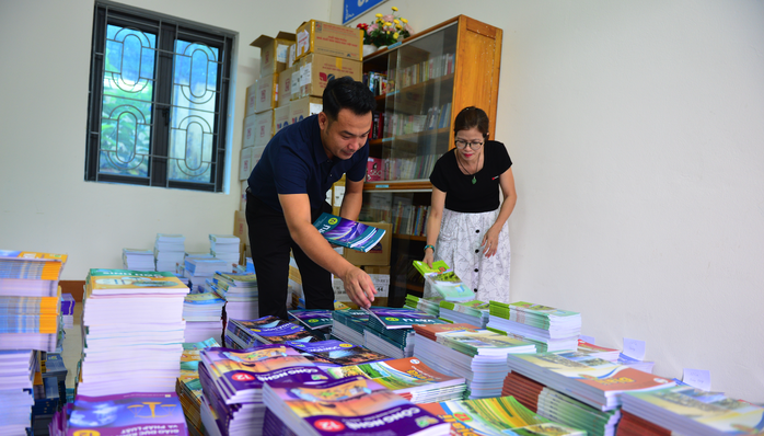 Miễn ph&iacute; SGK tr&ecirc;n to&agrave;n quốc từ năm học 2029&ndash;2030 - Ảnh 1.